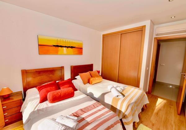 Bedroom In Silver Apartment Sao Martinho Do Porto