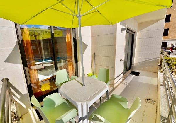 Outdoor Dining For Silver Apartment Sao Martinho Do Porto