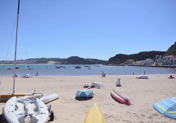 The Bay In Sao Martinho Do Porto