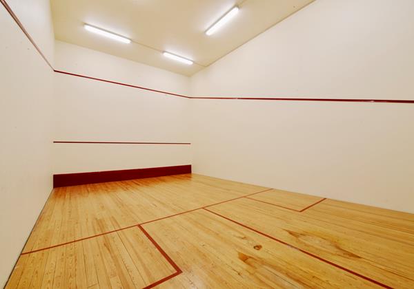 Squash Court In Gilmafacho Beacon