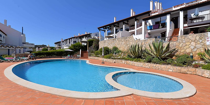 Gilmafaco First Pool Serene