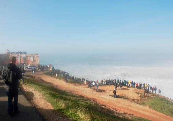 Nazare Big Waves Tide