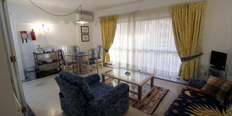 Algarve Vilamoura Holiday Apartment Marina Mar Cascata Living And Dining Room Area