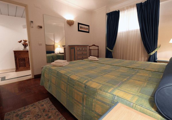 Algarve Vilamoura Holiday Apartment Marina Mar Cascata Twin Bedroom 2