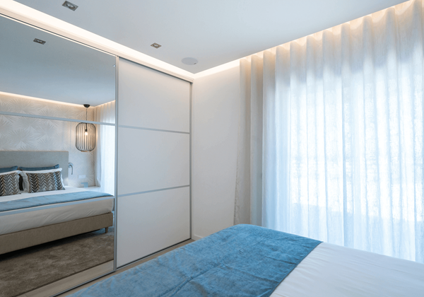 Algarve Vilamoura Luxury Holiday Apartment Marina Mar Bela Vista Queen Bedroom 3