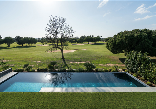 Algarve Vilamoura Luxury Holiday Villa Colinas Do Golfe 1St Floor Balcony Overlooking Swimming Pool And Laguna Golf Course