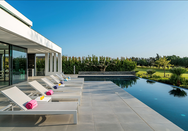 Algarve Vilamoura Luxury Holiday Villa Colinas Do Golfe Swimming Pool Area