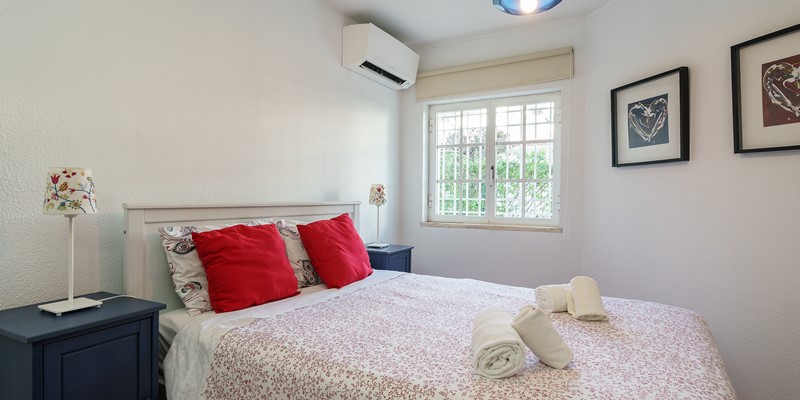 Bedroom In Villa Mianas Holiday Rental In Vilamoura Algarve 