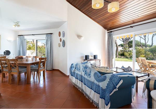 Villa Mianas Lounge Holiday Home In Vilamoura Algarve