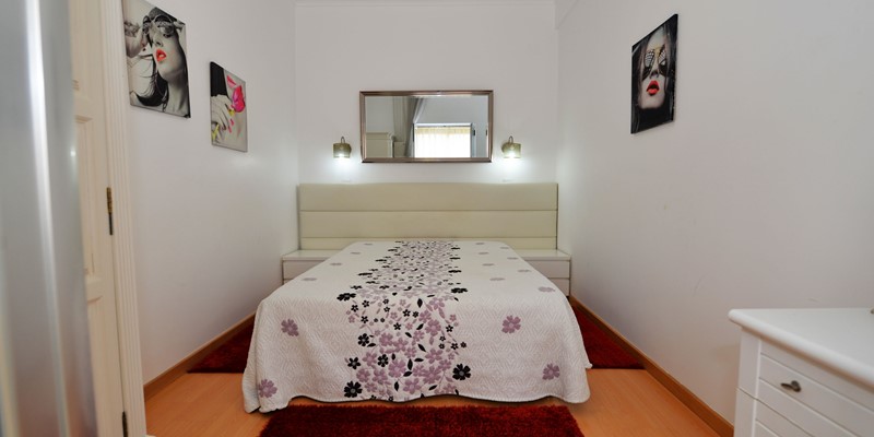 Nazare Holiday Apartment Coastal Haven 1St Floor Double Bedroom En Suite