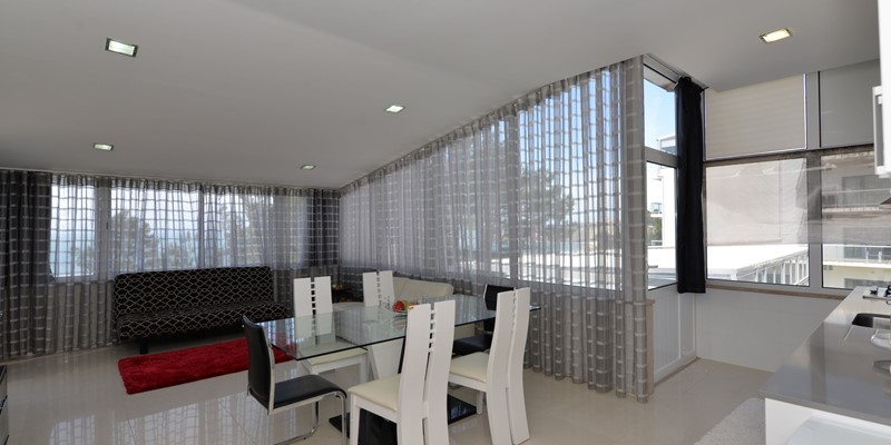 Nazare Pederneira Holiday Apartment Summit View 2 Bedroom Apartment Dining Area