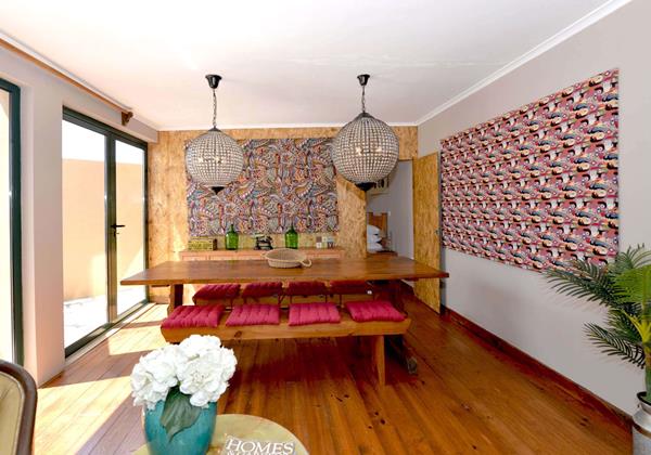Private Holiday Villa Nazare Casa De Norte Dining Area