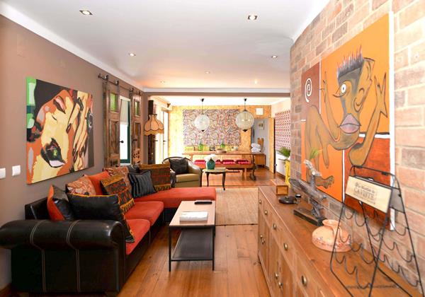 Private Holiday Villa Nazare Casa De Norte Living And Dining Room Area