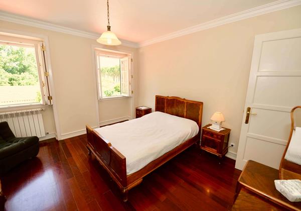 Firth Bedroom In The Quinta Da Barreira On The Silver Coast In Portugal