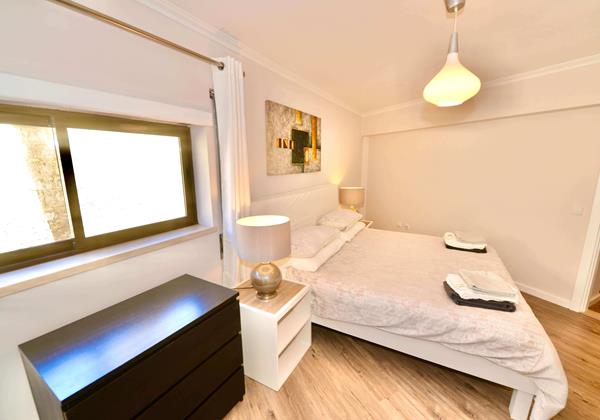 King Bedroom 1 Holiday Rentals Portugal Silver Coast