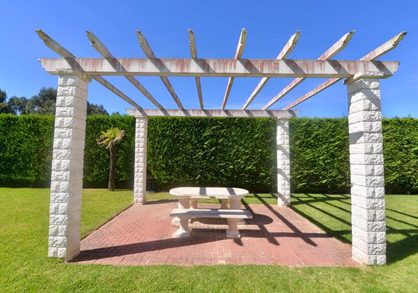 Picnic Area Apartment Tide Holiday Rentals Nazare Portugal