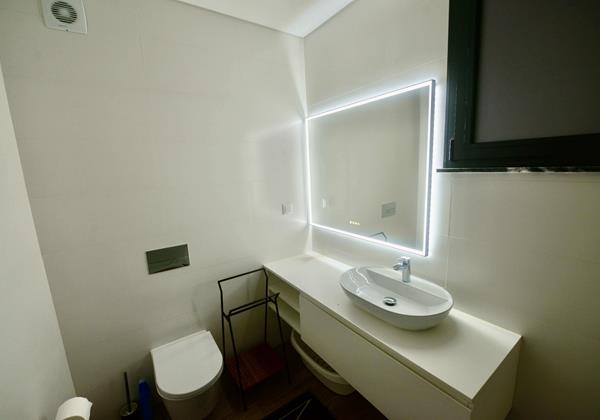 En Suite To Third Bedroom In Villa Serena Sao Martinho Do Porto