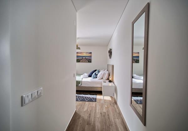 Villa Serena bedroom entrance