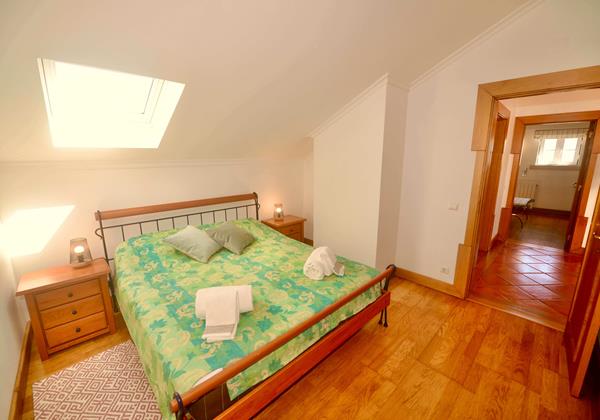 Double Bedroom 1 Apartment In Gilmafacho Sao Martinho Do Porto Portugal