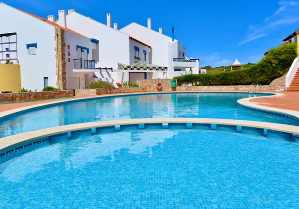 Child Pool At The Gilmafacho Complex In Sao Martinho