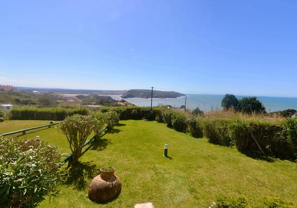 Garden With Sea View In Holiday Rental Apartment Cereja In Sao Martinho Do Porto Silver Coast Portugal