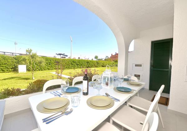 Villa Cove Outdoor Dining Table Vilamoura