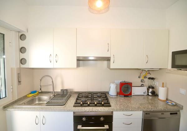 Villa Cove Kitchen 2 Vilamoura