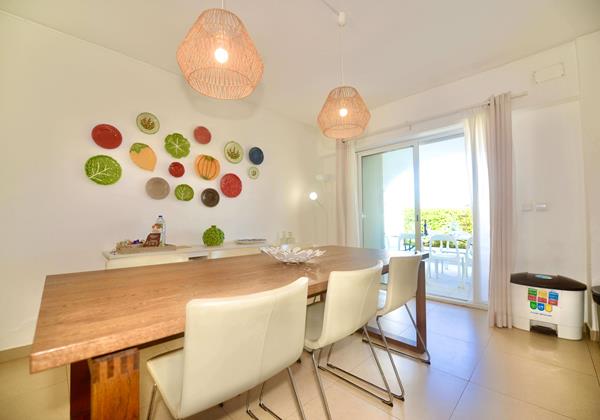 Villa Cove Dining Area 2 Vilamoura