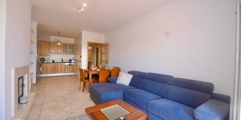 Living Area In Apartment Catamaran Holiday Home In Sao Martinho Do Porto Portugal
