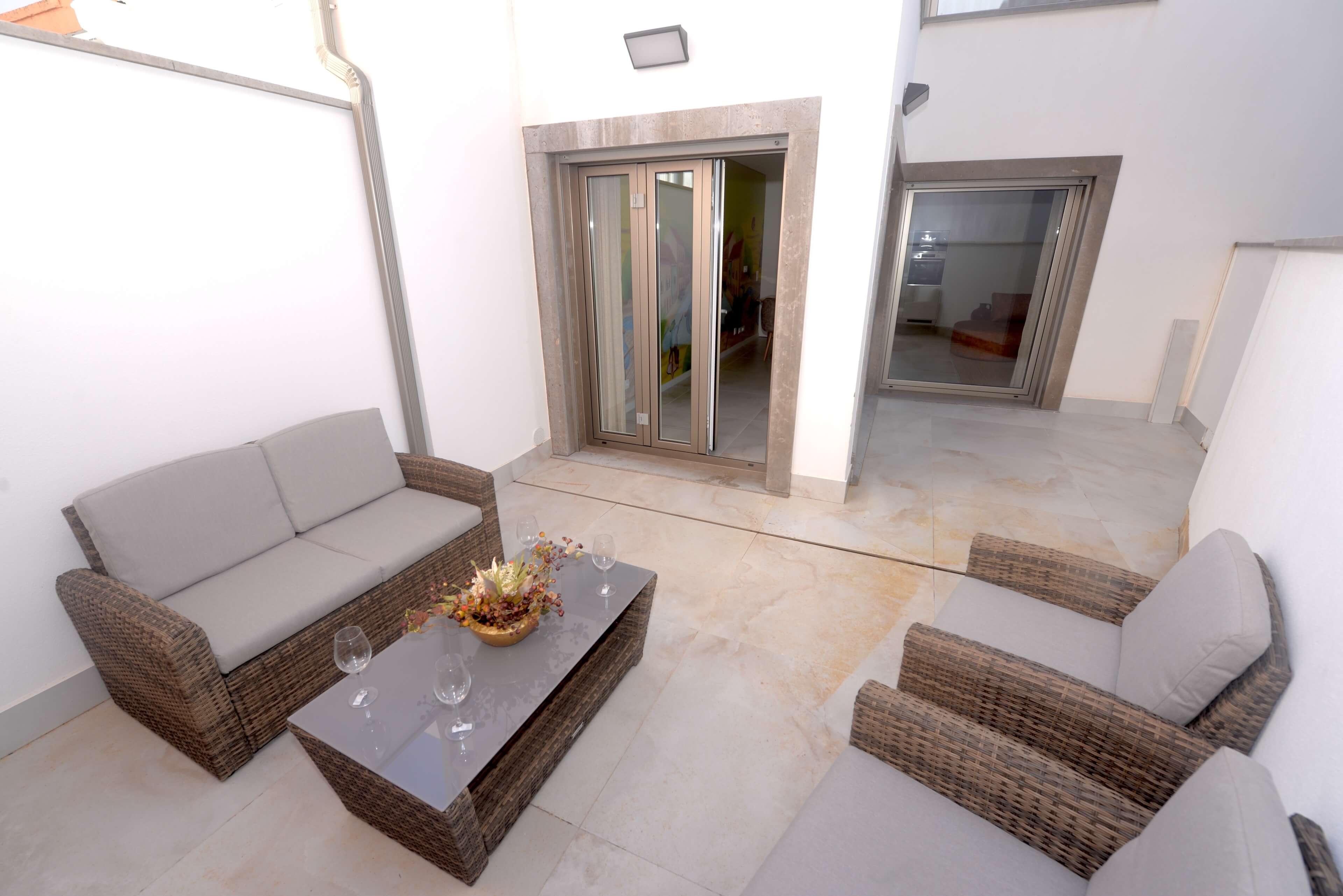 Oro & Nero: Arte Home