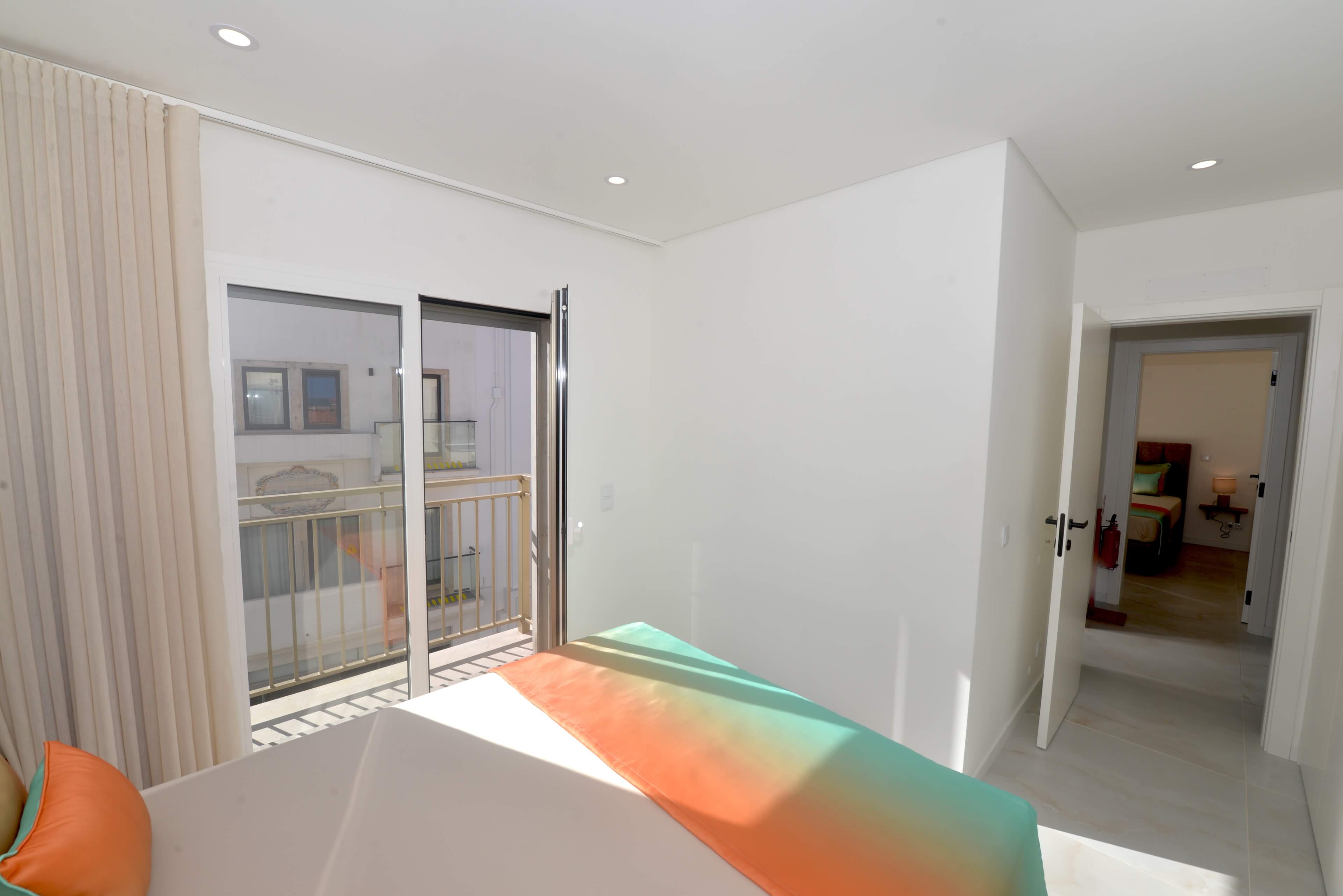 Oro & Nero: Encantos Home