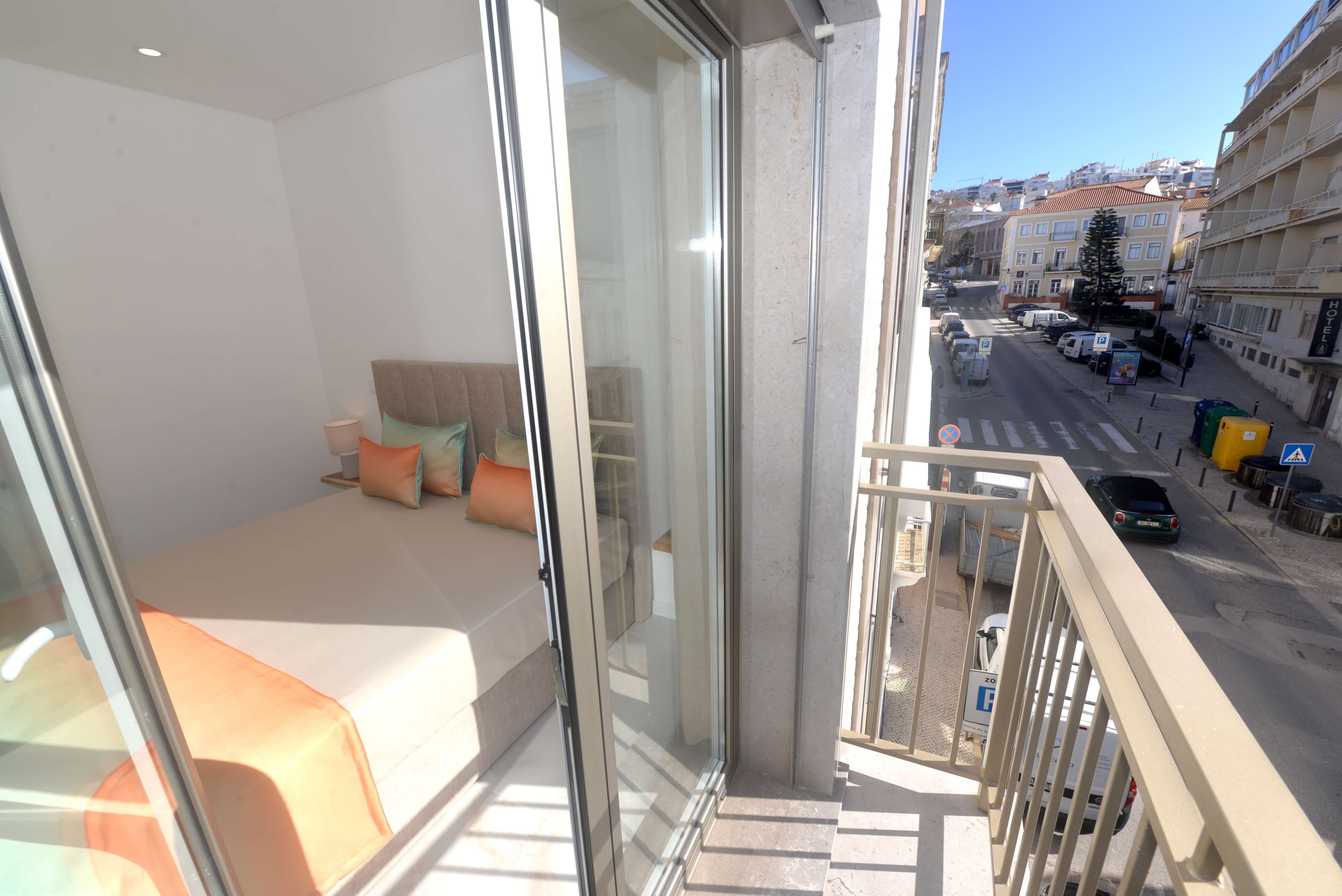 Oro & Nero: Encantos Home