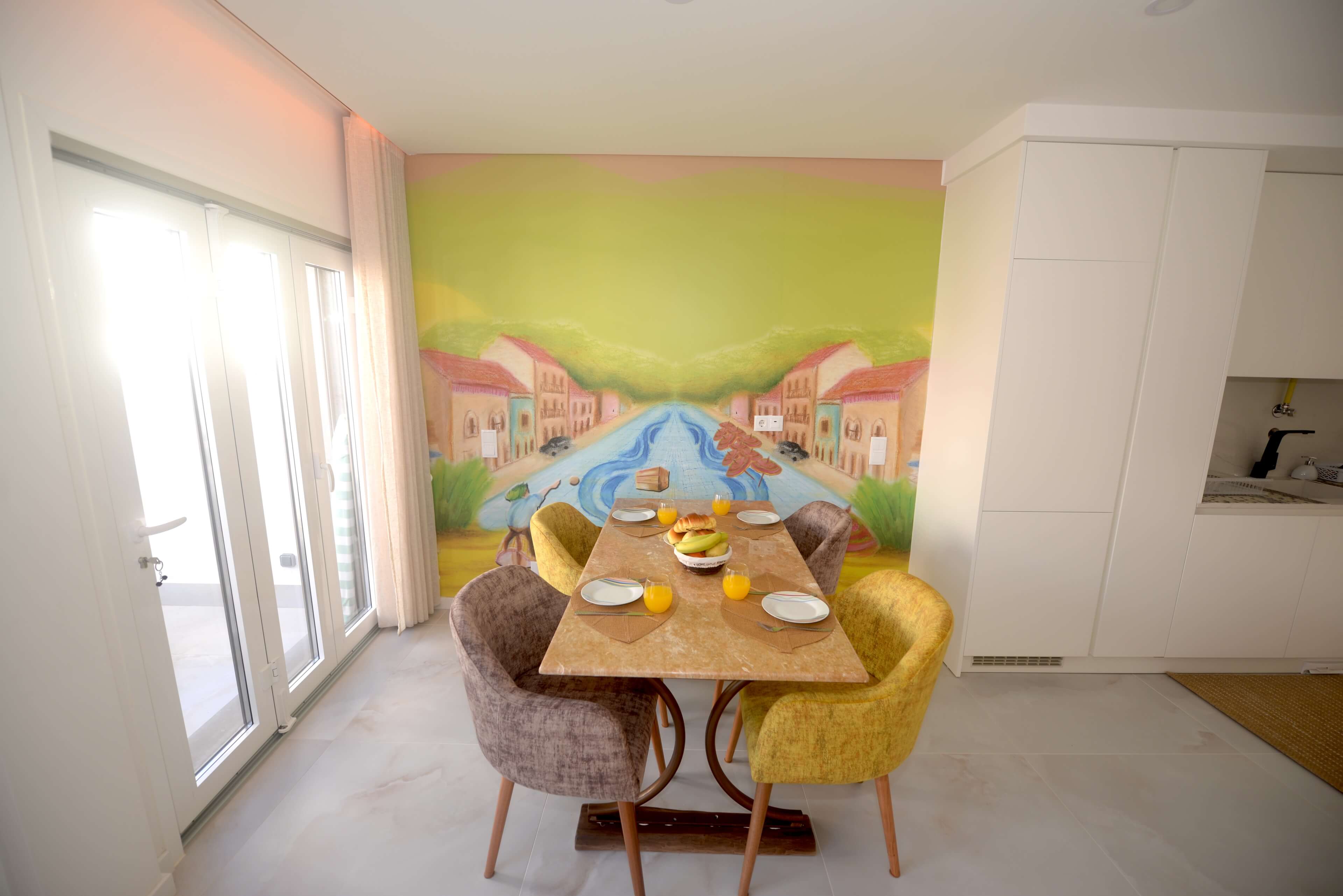 Oro & Nero: Encantos Home