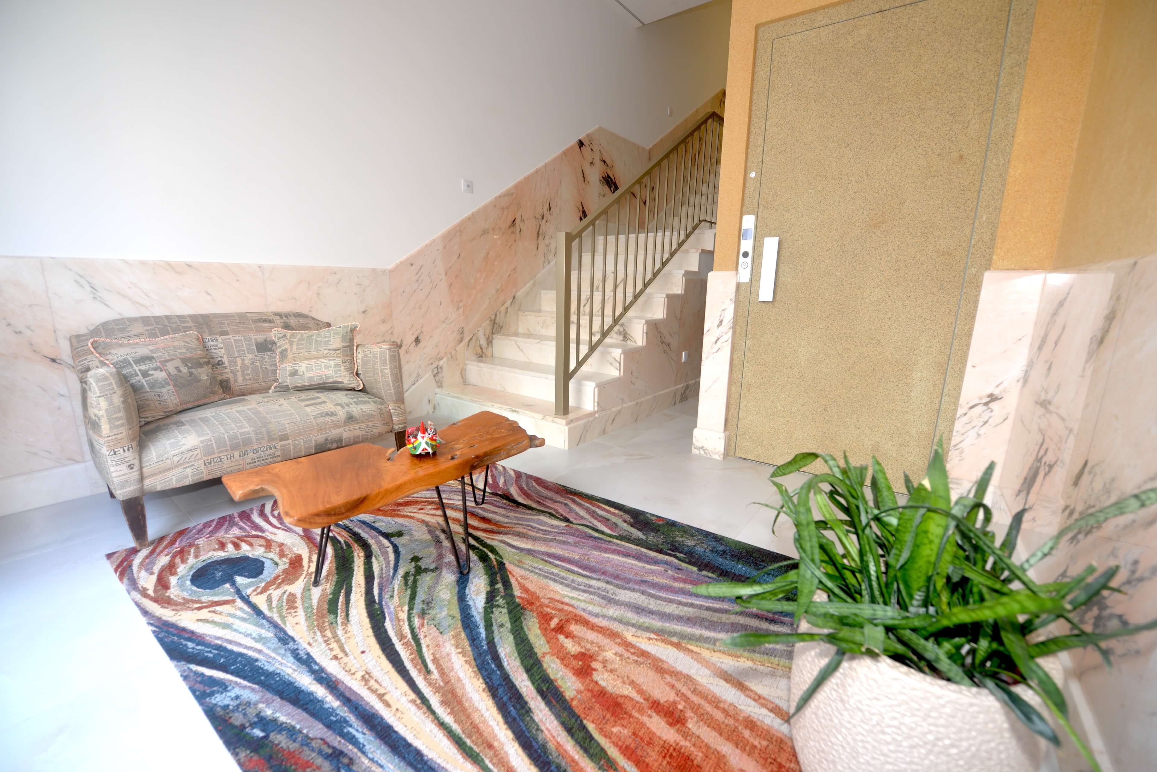 Oro & Nero: Arte Home