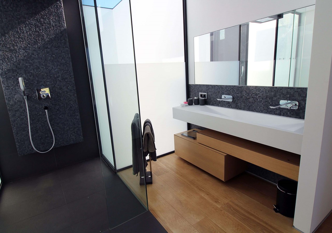 En-suite shower room in luxury villa