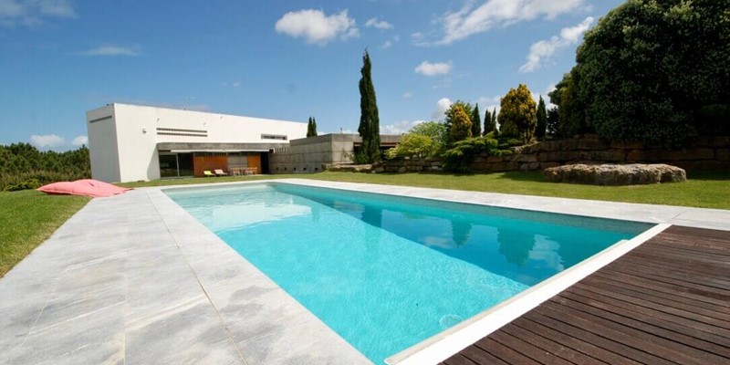 Luxury holiday home with large pool in Lisbon Coast