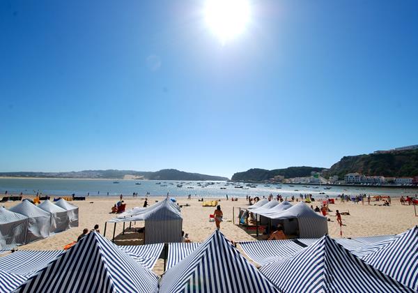 São Martinho beach cabans