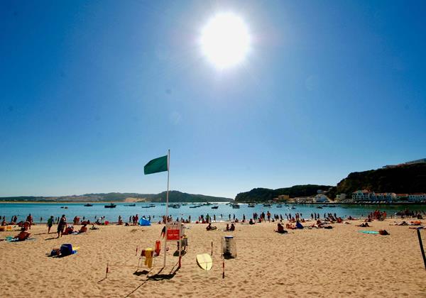 São Martinho do Porto beach