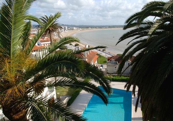 Pool area with child pool