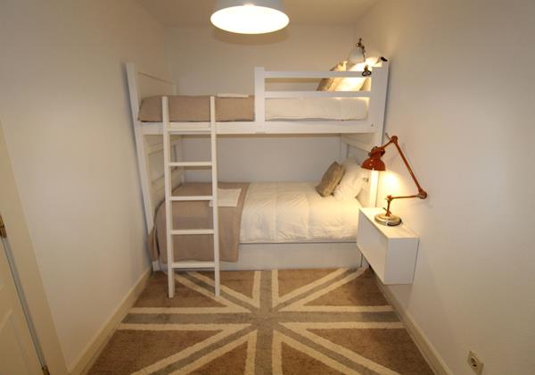 Twin bedroom with bunk beds