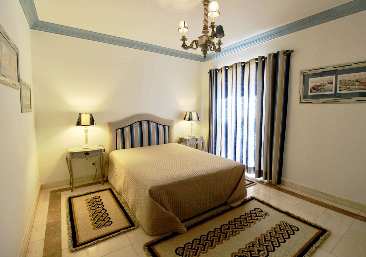 Double bedroom in Algarve villa