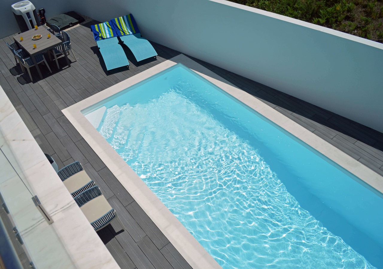 balcony with view over private heated pool