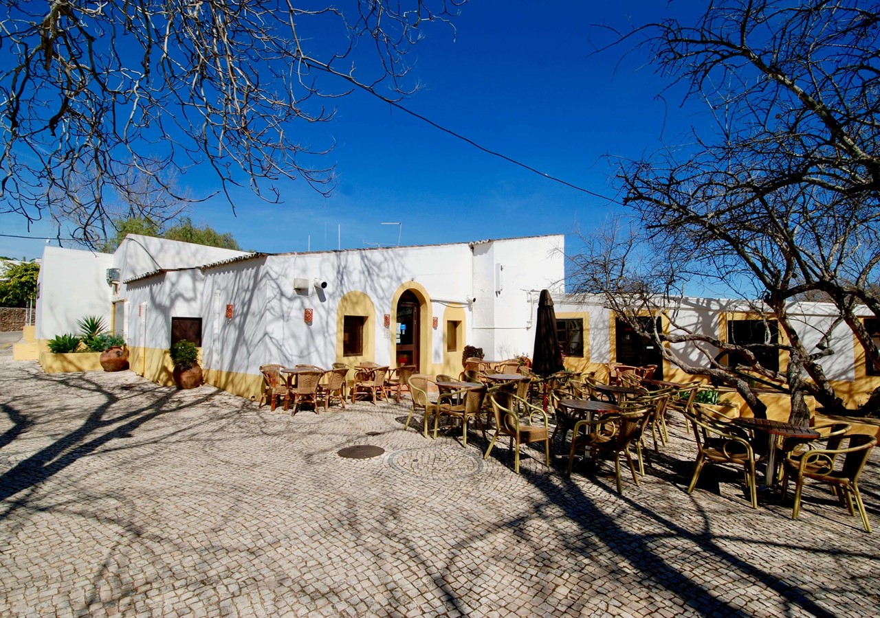 Café in the complex