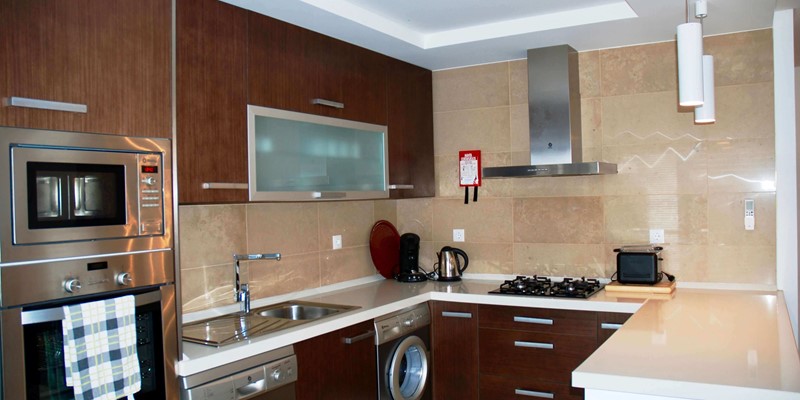 Fully equipped kitchen