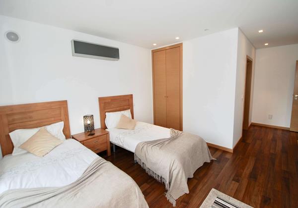 Air Conditionned Twin Bedroom
