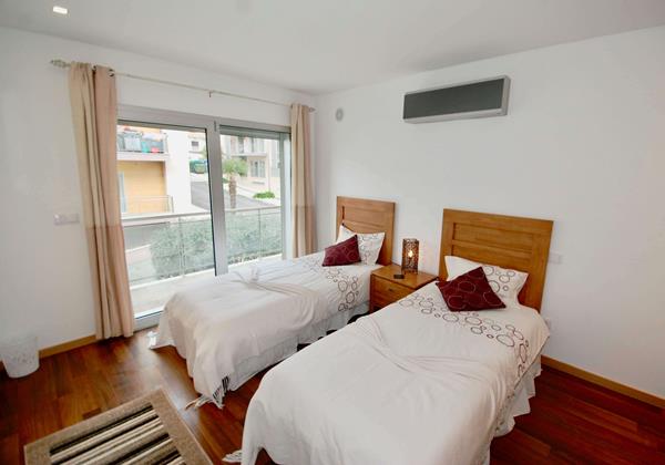 Twin Bedroom In Holiday Home