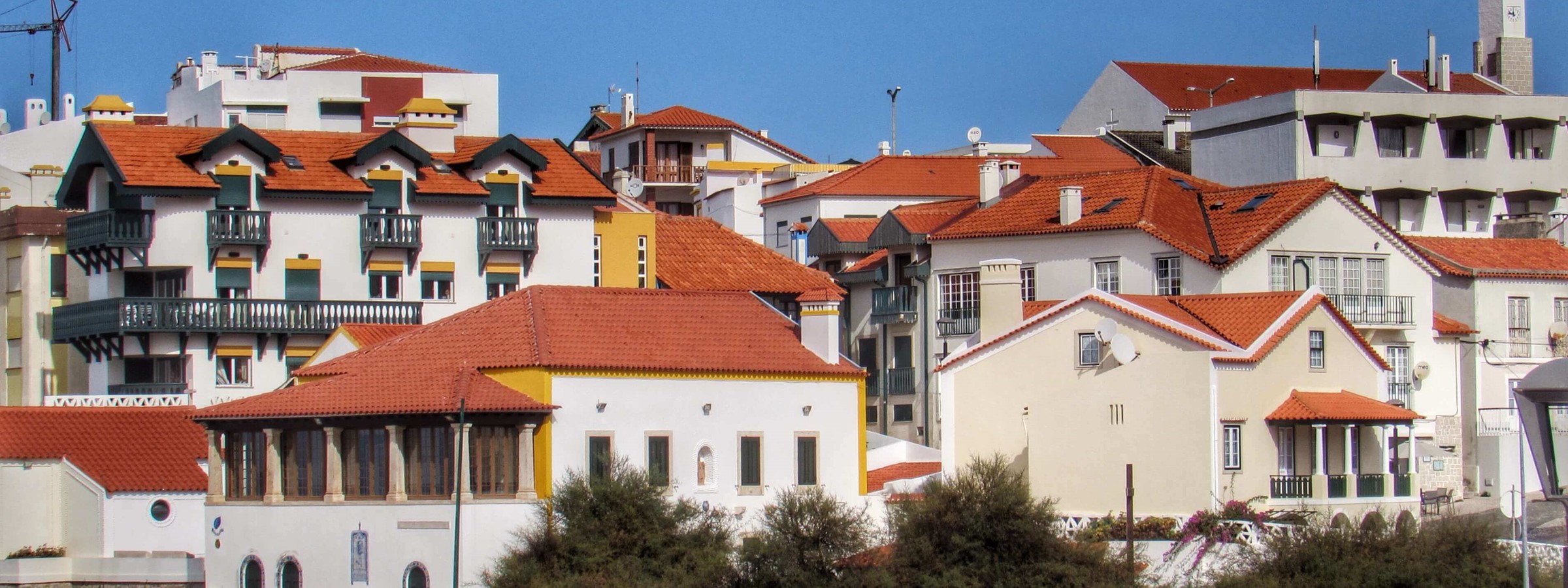 Old Town Shopping Sao Pedro De Moel