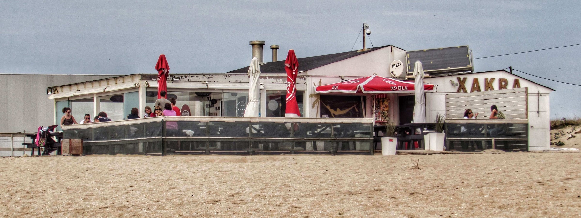 Secluded Supertubos Bar