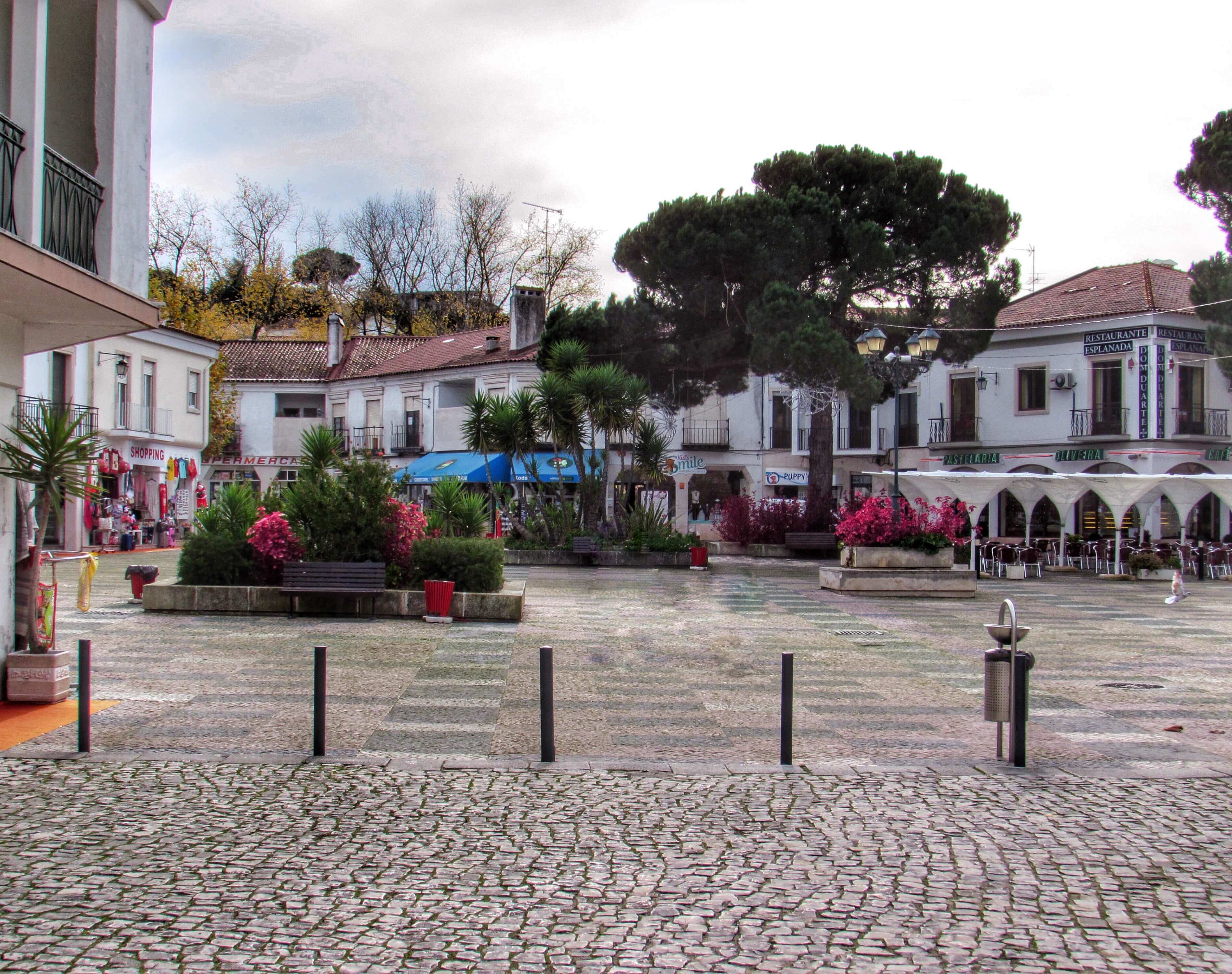 Old Town Shops Near Museum In Batalha