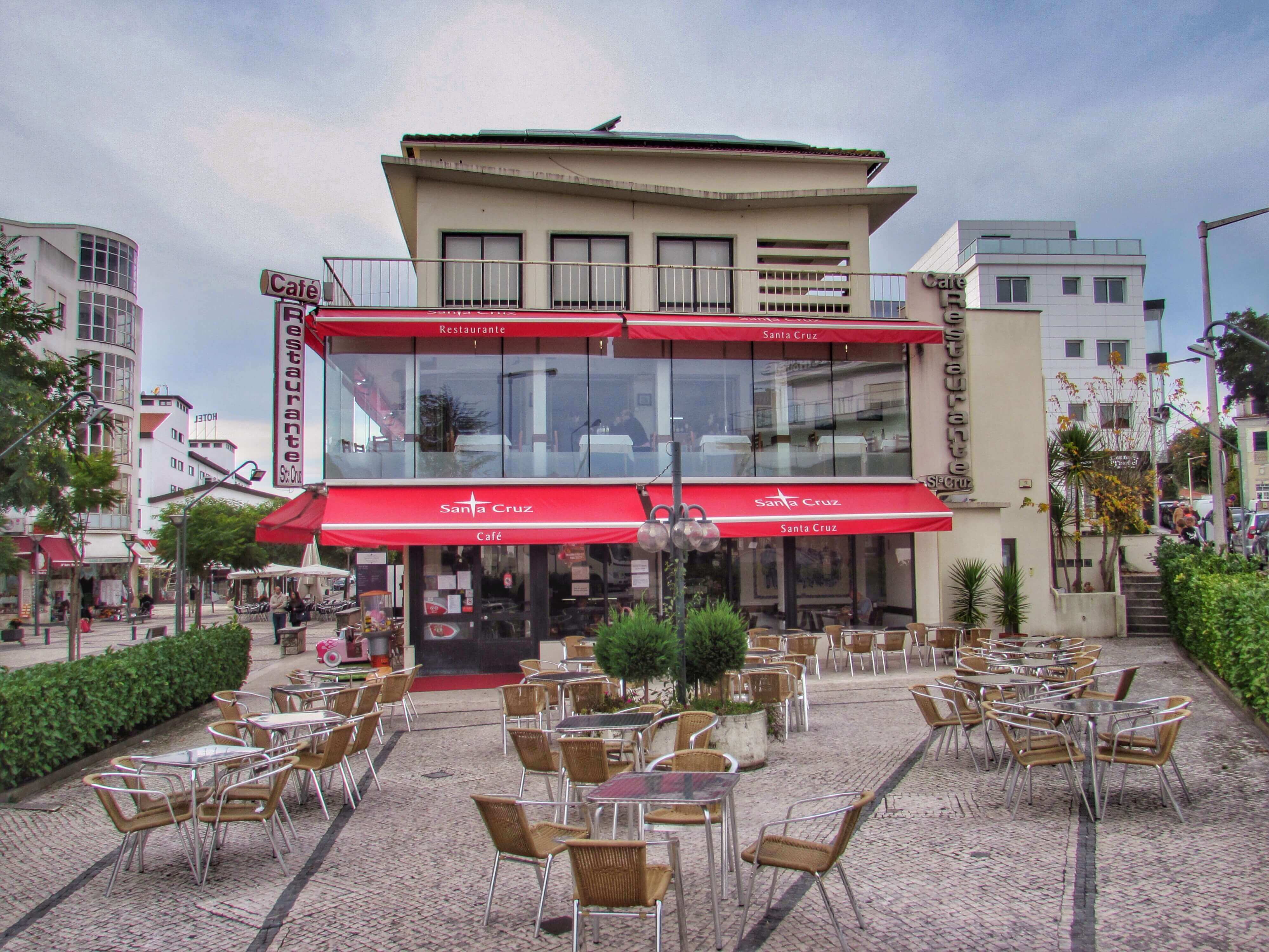 Great Location For A Casual Meal In Fatima The Santa Cruz Cafe